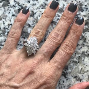 Size 7.5 Classic Cocktail 🍸 Ring